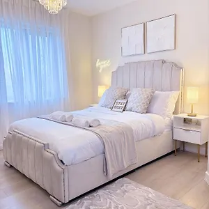Lux - Luxury With Jacuzzi In Centre Apartment Leeds (West Yorkshire)